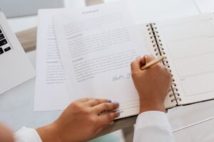 A First-Time Author’s Guide to Choosing a Book Publishing Service